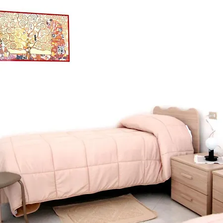 Apartment Via Nicola Sole شقة
